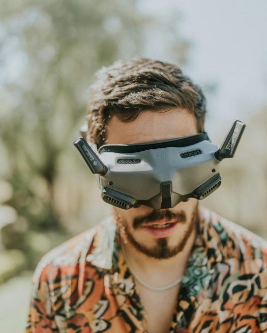 Easy-Smart-Tech-For-Older-Adults Savy Tech Gadgets